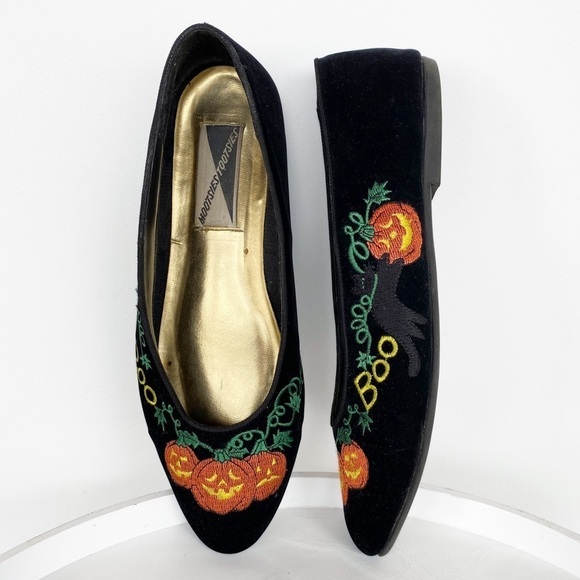Mootsies Tootsies Shoes - Vtg Halloween embroidered flats Womens size 10